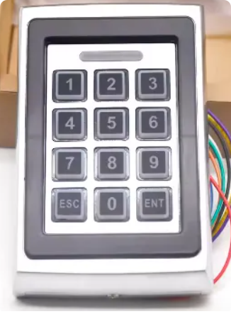 Contatti del circuito originale a membrana